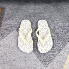 Louis Vuitton Slippers